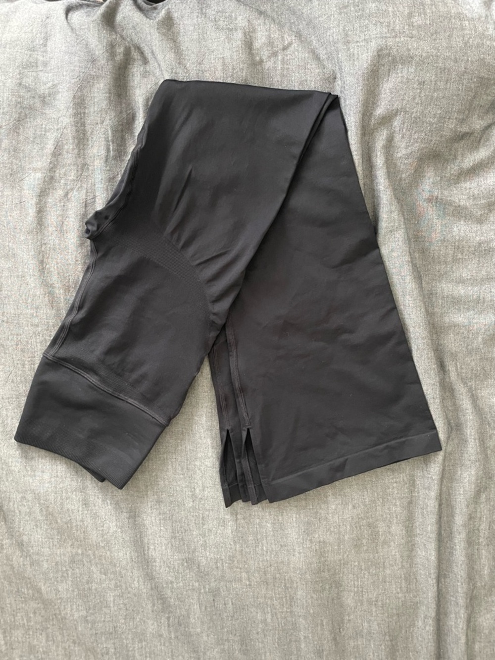 NWT Fabletics Black Sleek Seamless High-Waisted Flare Pant Size Small - Picture 6 of 6